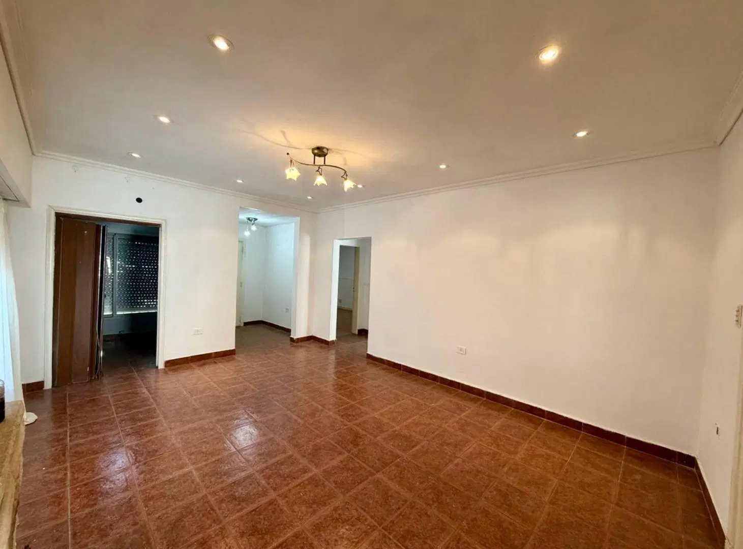 VENTA CASA 3 AMBIENTES CASTELAR SUR 5