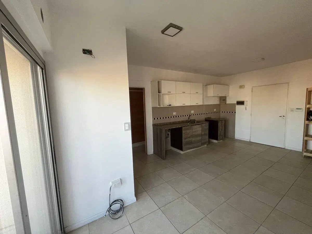 VENTA DEPTO 2 AMB BALCON Y PILETA FRENTE APTO CRED 2
