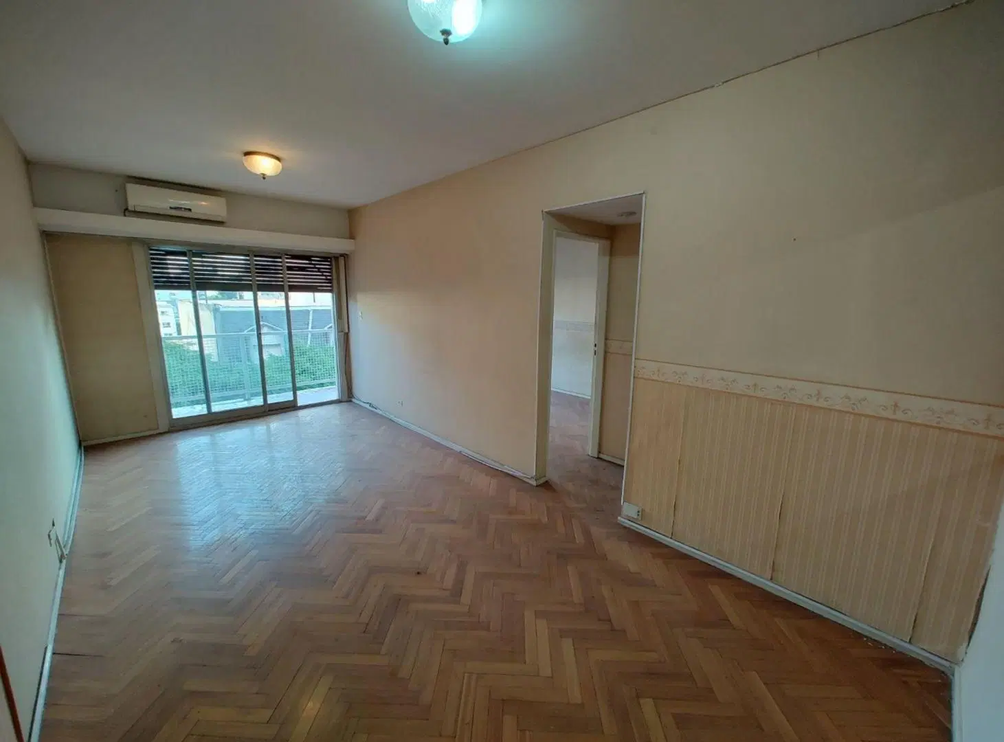 2 Ambientes c/ Balcón corrido - Vista Abierta 3