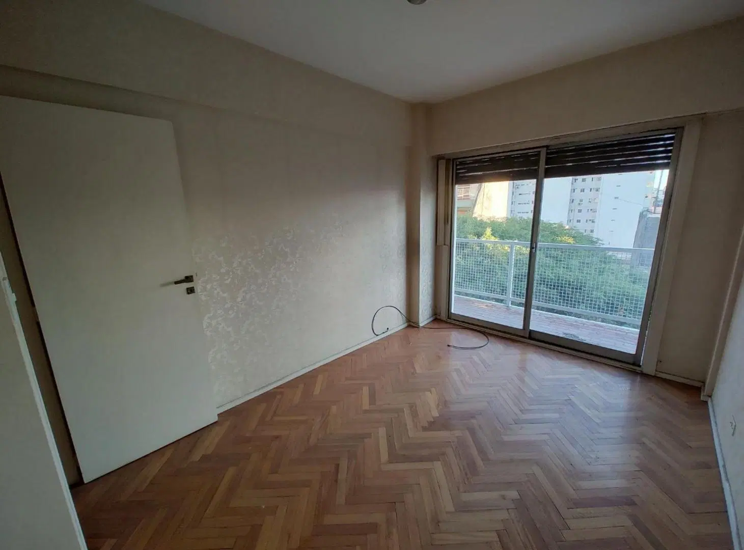 2 Ambientes c/ Balcón corrido - Vista Abierta 5