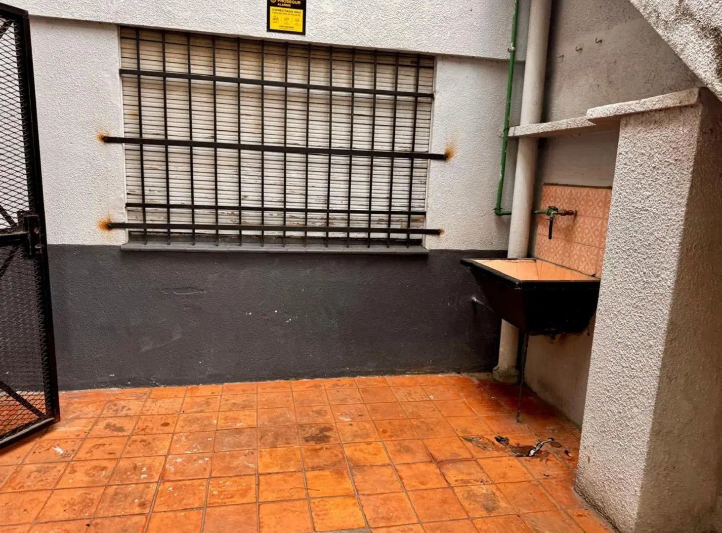 VENTA OPORTUNIDAD PH 2 AMB PATIO O COCHERA MORON 3