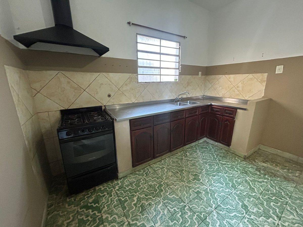 Foto de VENTA CASA MERLO 3AMB + DPTO 2AMB LOTE 600M2, imagen 4