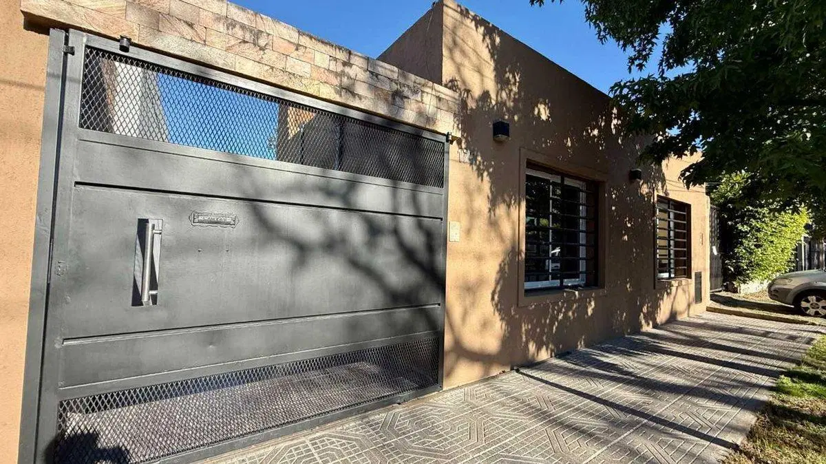Casa en venta 4 amb - Padua sur con pileta 4