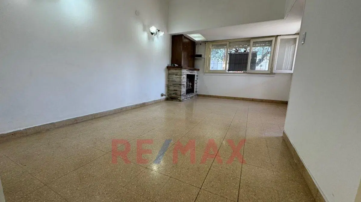 VENTA CASA 3 AMB + DEPARTAMENTO CON TERRAZA- HAEDO 5