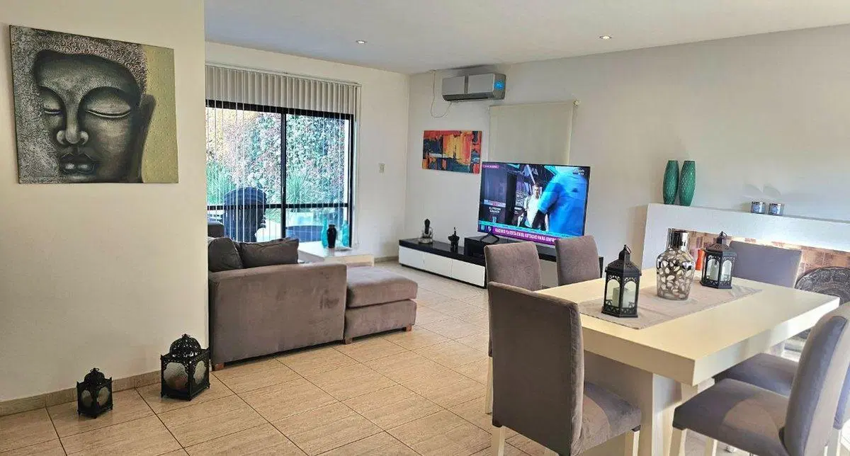 VENTA CASA 4 AMB PILETA AMOBLADA HARAS M. VICTORIA 2