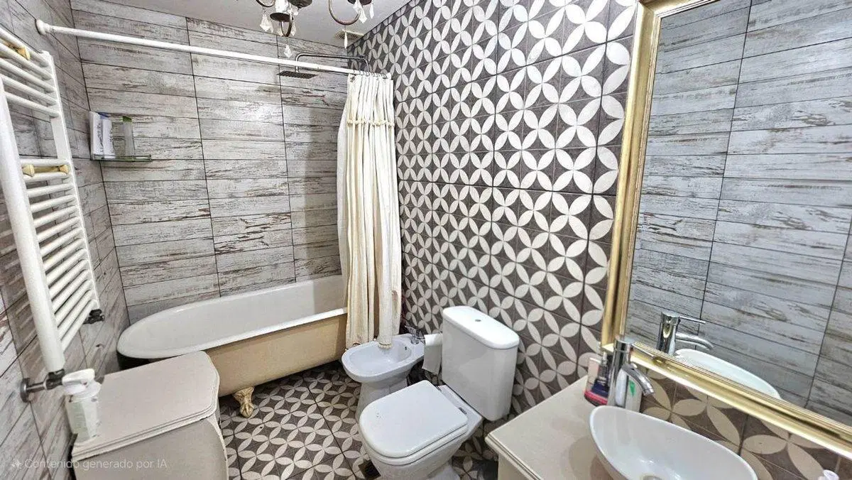 VENTA CASA 5 AMB PILETA GALERIA HARAS M. VICTORIA 4