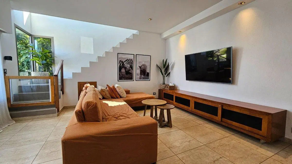 CASA 4 AMB + ESCRI HARAS MARIA VICTORIA MORENO 8