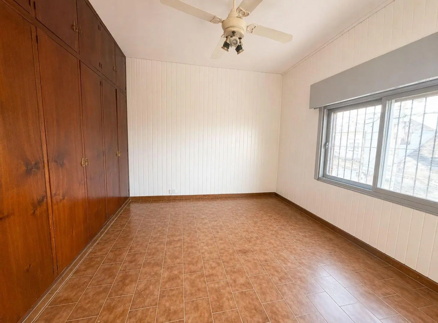 VENTA PH 3 AMB. C/BALCÓN - HAEDO 2