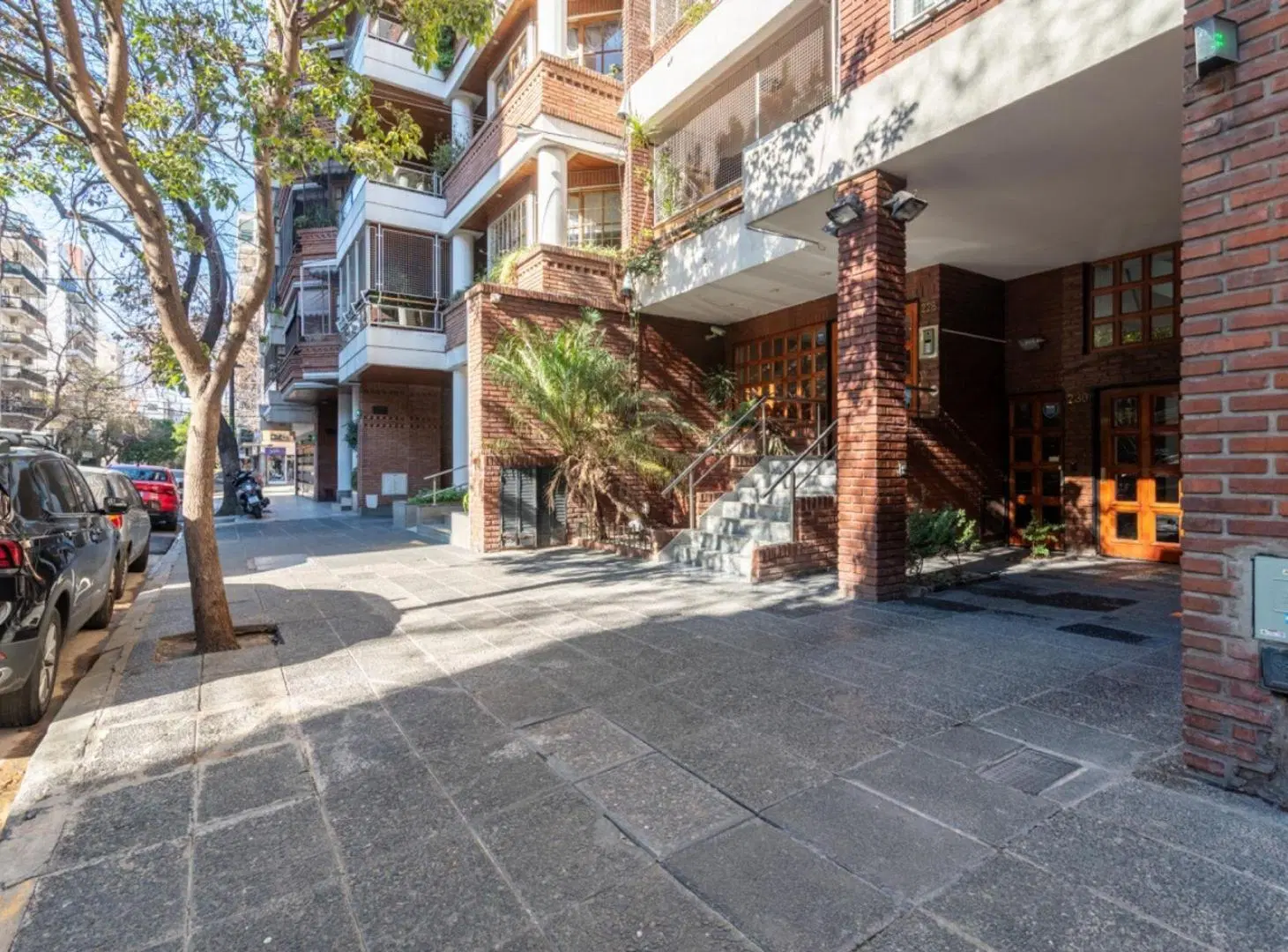 VENTA DEPTO PISO DOBLE COCHERA Y PATIO CABALLITO 5