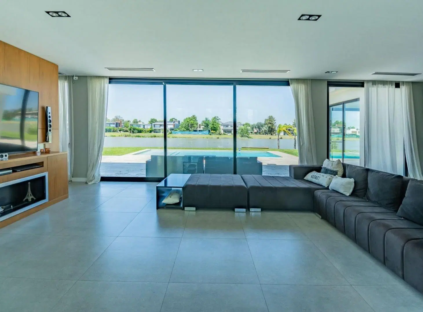 CASA EN VENTA TERRALAGOS A LA LAGUNA 2