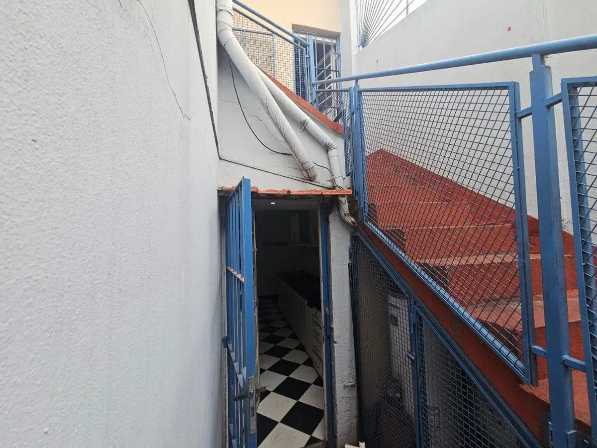 Venta casa 3 ambientes con terraza en Quilmes 8