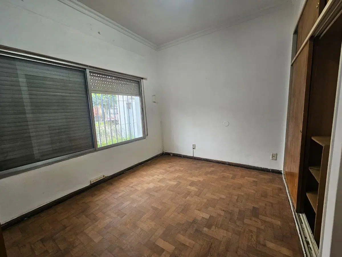 Venta casa 3 ambientes con terraza en Quilmes 2