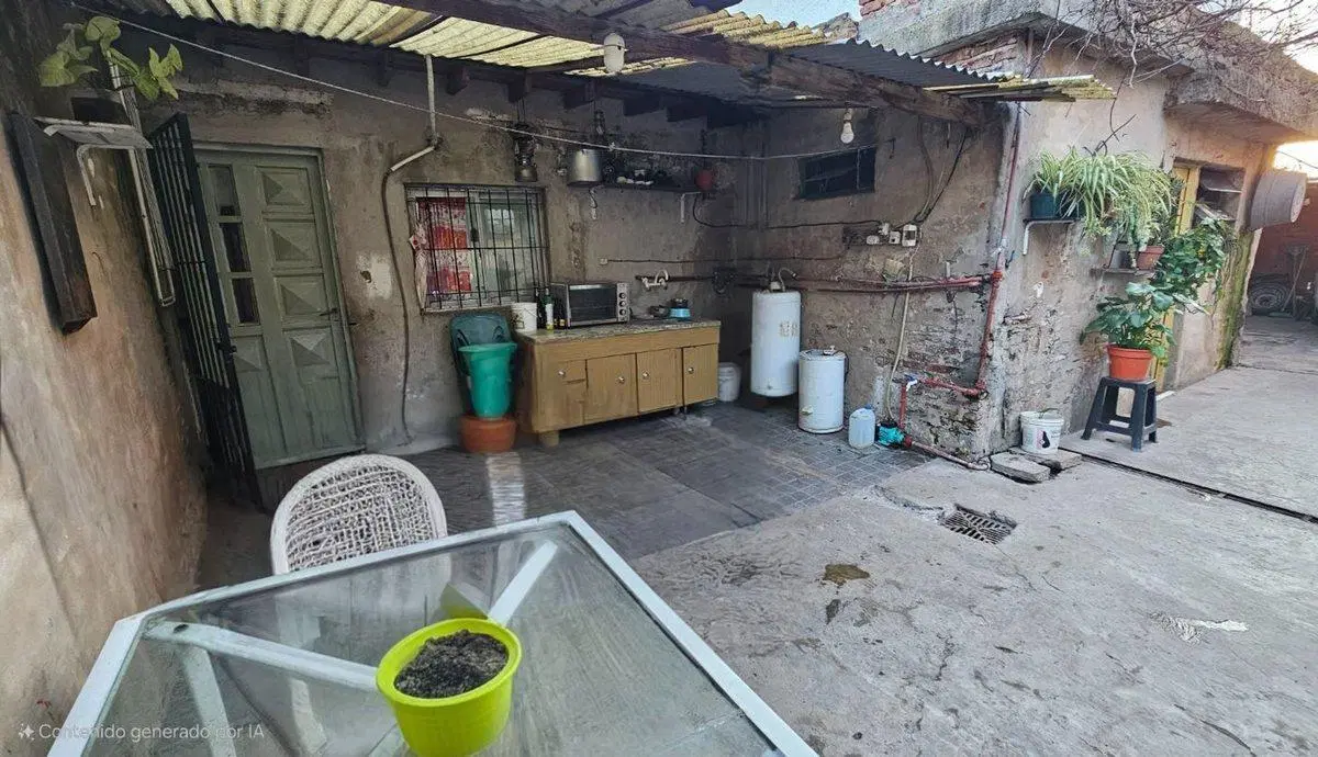 VENTA CASA 3 AMB 2 PLANTAS MORENO SUR RETASADA 3