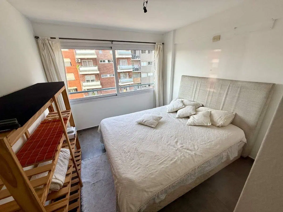 VENTA DPTO CASTELAR COCHERA BALCON TERRAZA PROPIA 2