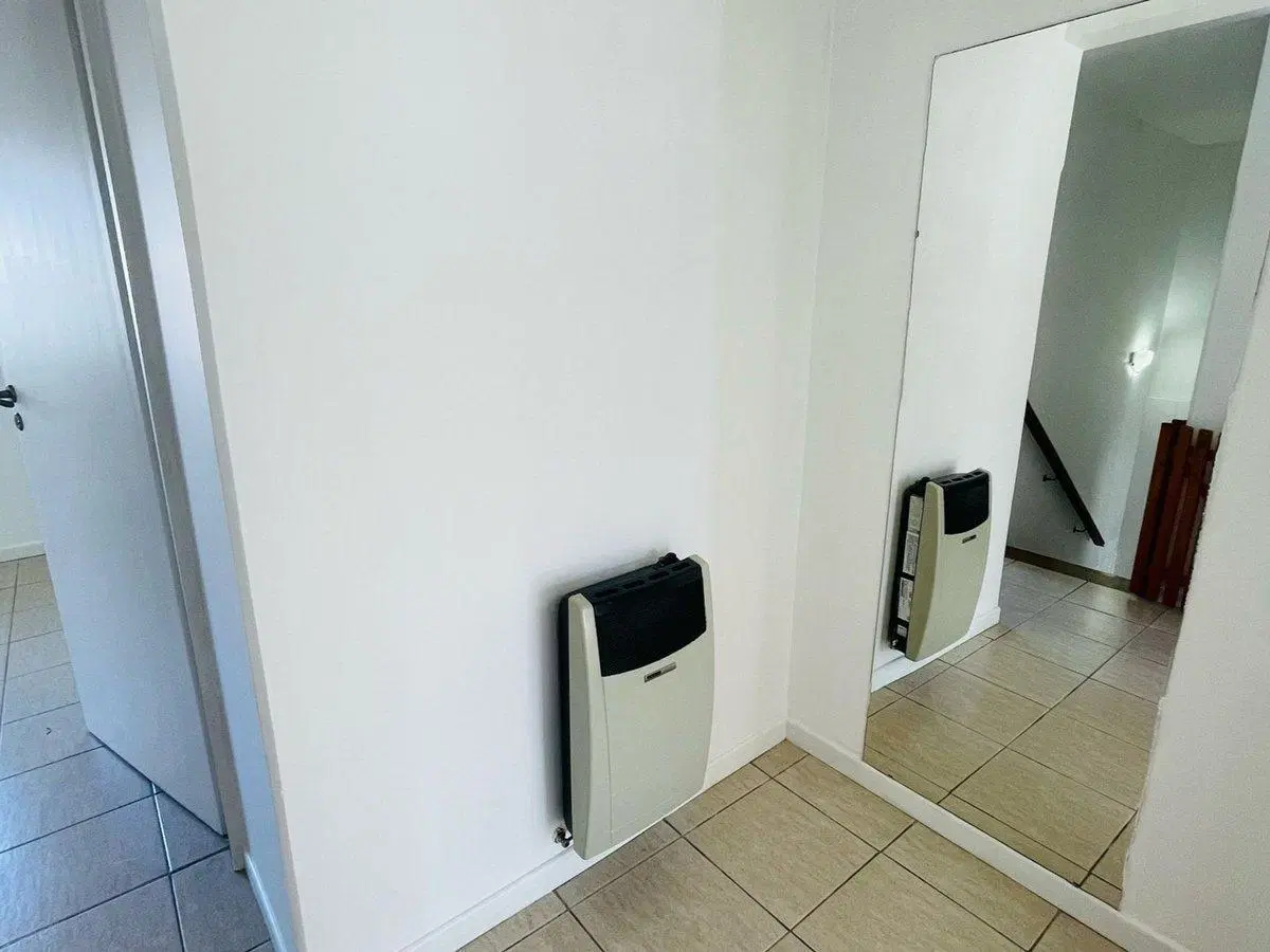 VENTA DUPLEX 4 AMB C/ COCHERA Y PATIO V. LUZURIAGA 3