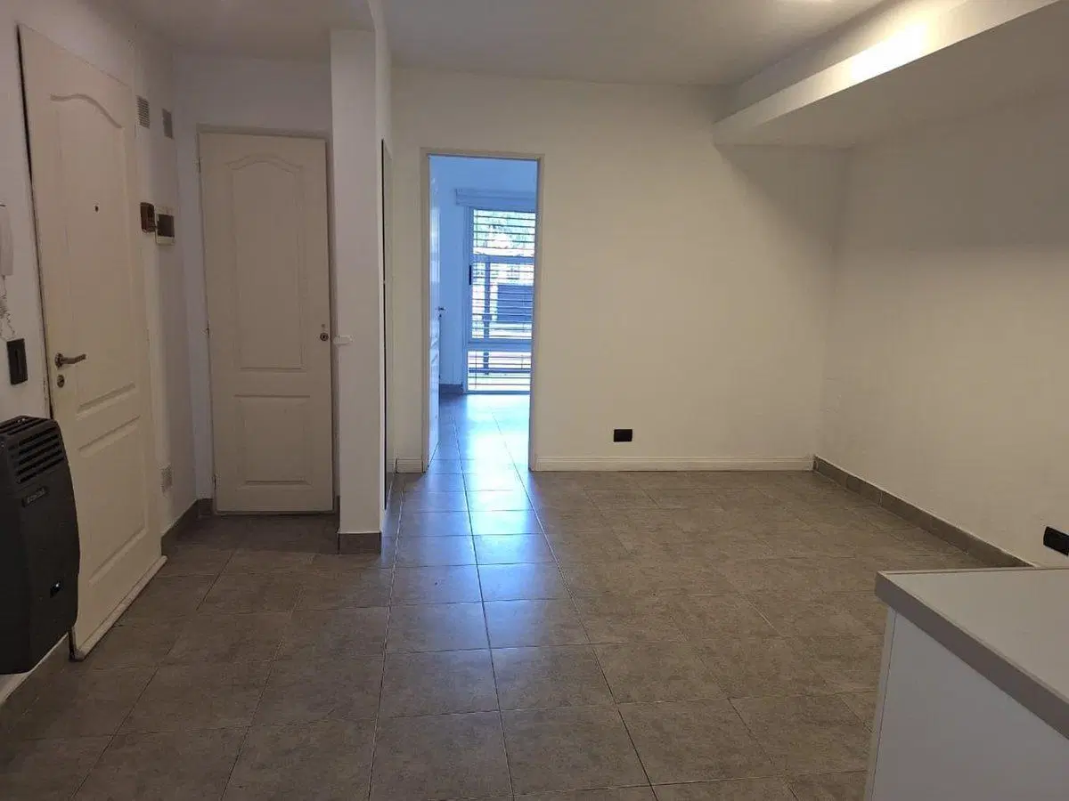 VENTA DEPTO LOCAL PH CON COCHERA HAEDO NORTE 8