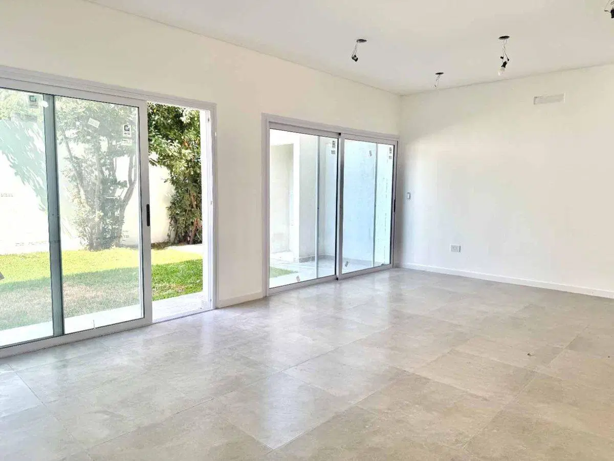 ALQUILER TRIPLEX 4 AMB PARQUE COCHERA DOBLE 8
