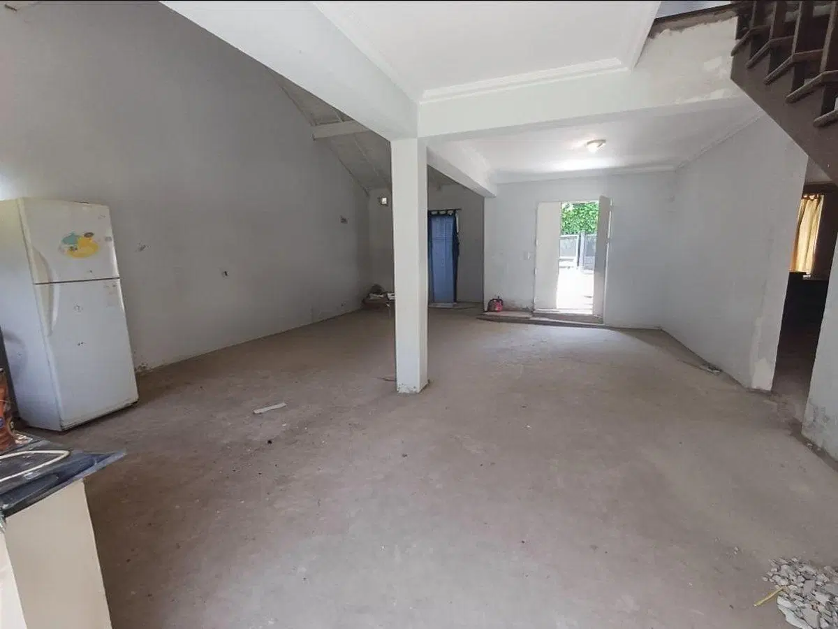 VENTA CASA MODERNA A ESTRENAR 4 AMBIENTES PERMUTA 3