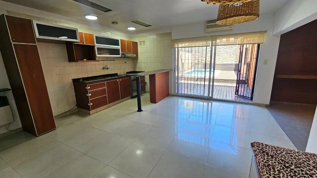 VENTA PH 4 AMB PILETA Y QUINCHO PARQUE AVELLANEDA 4