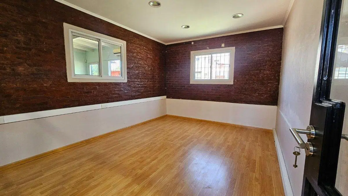VENTA PH 4 AMB PILETA Y QUINCHO PARQUE AVELLANEDA 5