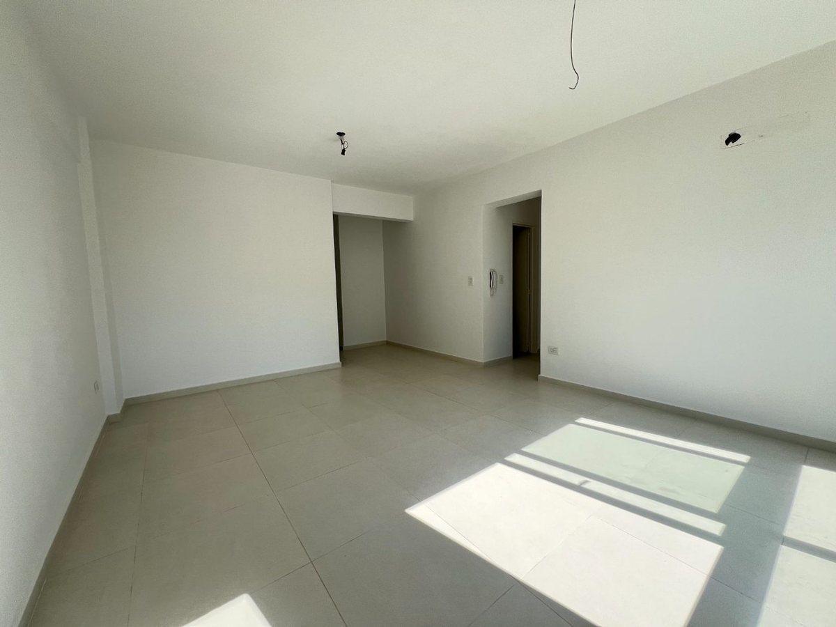Foto de VENTA DEPTO 2 AMB C/COCH A ESTRENAR- ITUZAINGO NOR, imagen 4