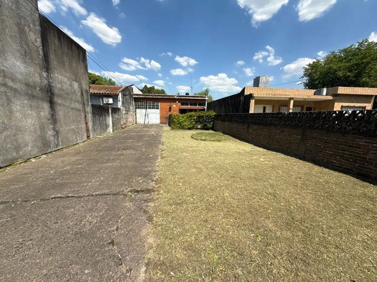 VENTA CASA 3 AMBIENTES CON PARQUE ITUZAINGO SUR 5