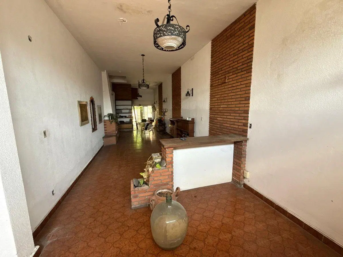 VENTA CASA 3 AMBIENTES CON PARQUE ITUZAINGO SUR 5