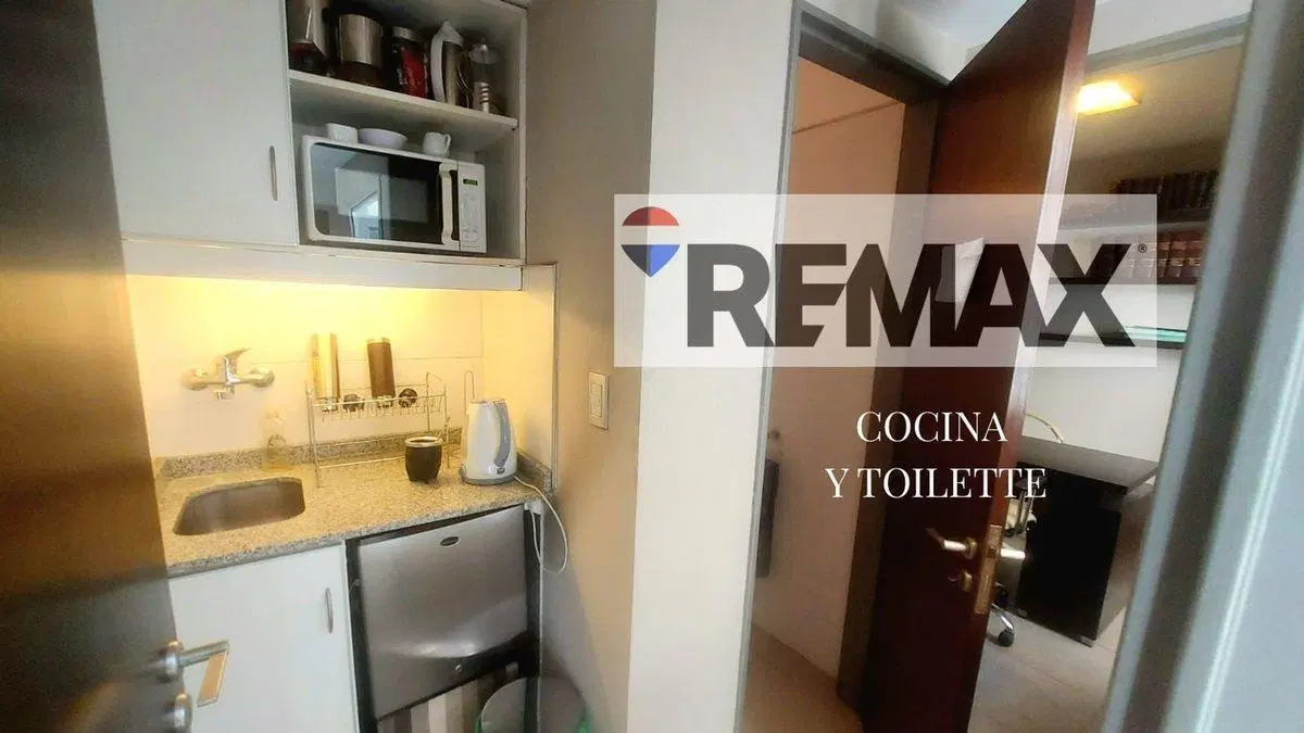 VENTA CASTELAR DPTO 5 OFICINAS 120 METROS AMOBLADO 5