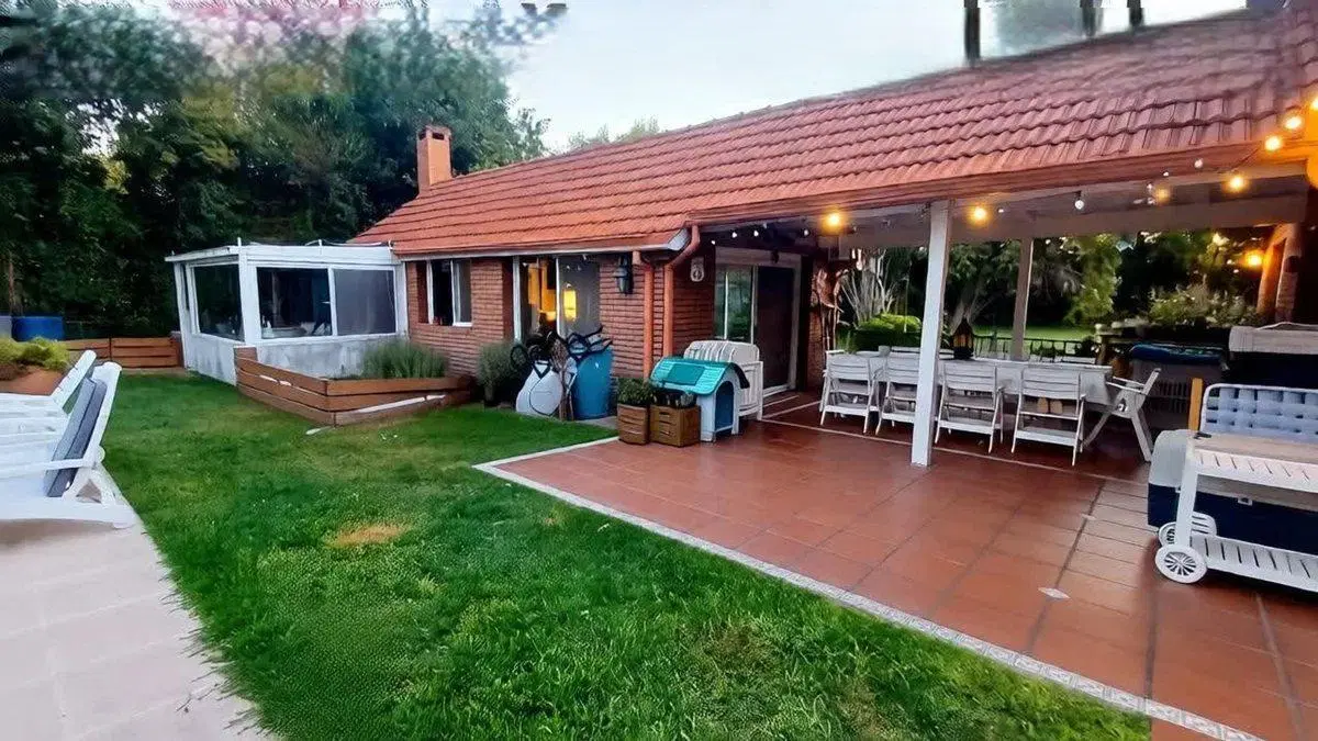 VENTA CASA 5 AMBIENTES PISCINA LOS CARDALES 4