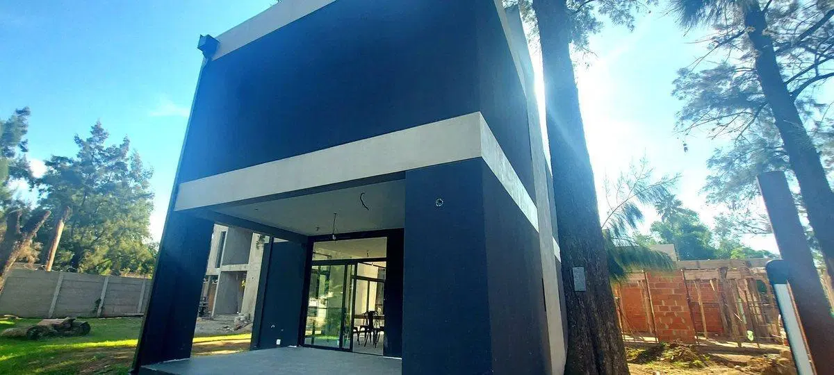 CASA 4 Ambientes VENTA MORENO FINANCIACION DIRECTA 4