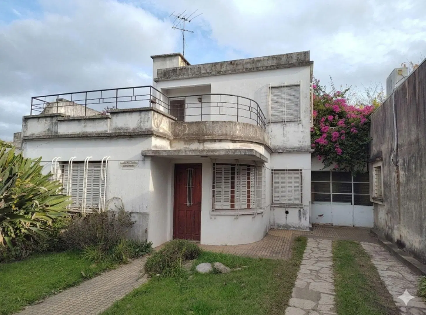 VENTA Casa 4 Amb c/Jardín 193m Cub. - HURLINGHAM 2