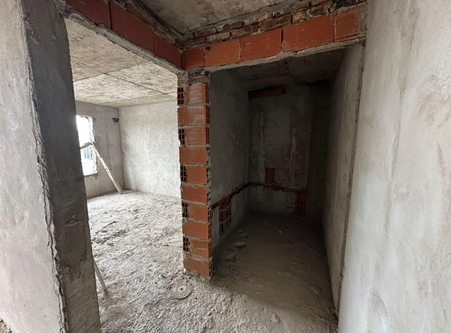 VENTA DEPTO 2/3 AMB APTO PROF. CENTRO DE MORENO 8