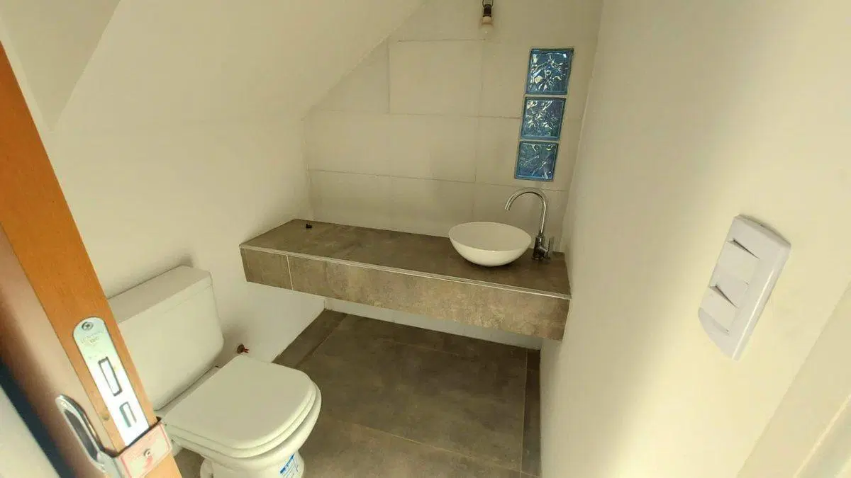VENTA 4 AMB CASA DUPLEX BARRIO ALTOS DEL MONTE 4