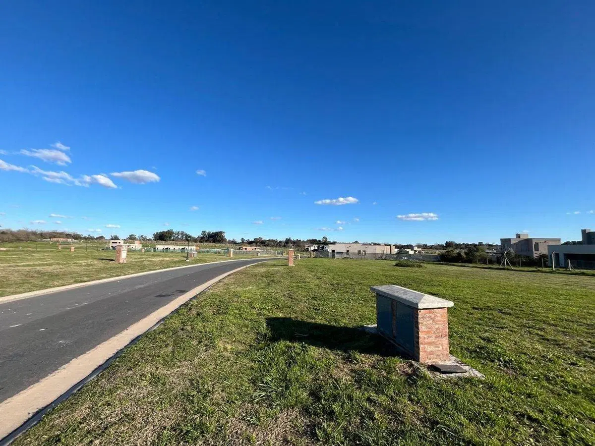 VENTA LOTE SAN SEBASTIAN AREA 13 BIS. PILAR 627 M2 8