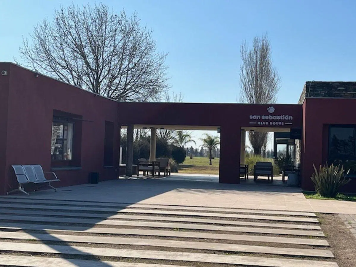 VENTA LOTE SAN SEBASTIAN AREA 11 PILAR 842 M2 3