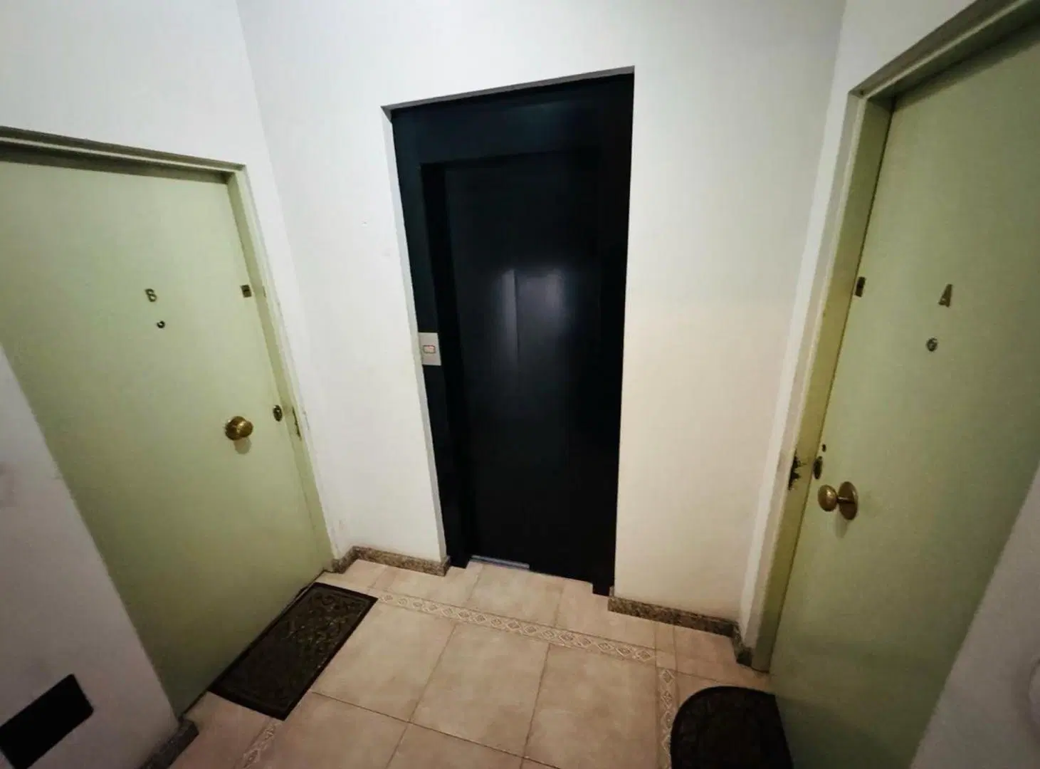 VENTA DPTO 2 AMBIENTES COCHERA Y BAULERA EN HAEDO 8
