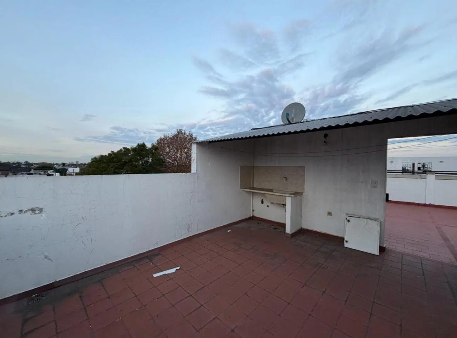 VENTA DEPARTAMENTO 2 AMBIENTES CON TERRAZA HAEDO 8