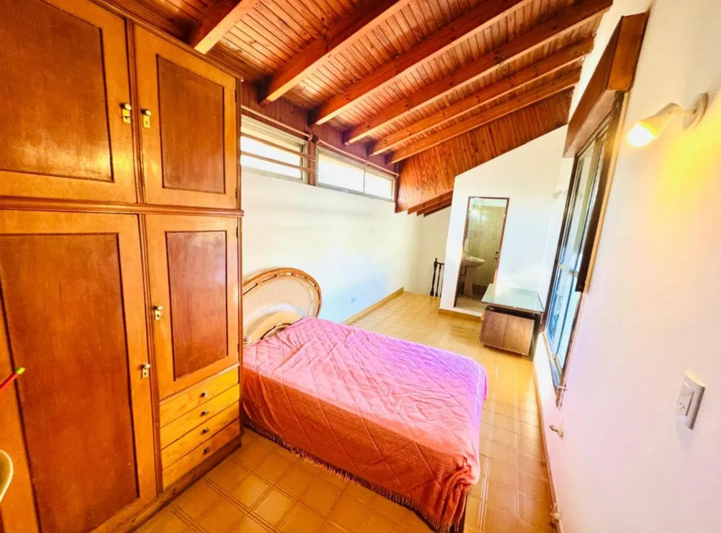 CASA 5 AMBIENTES  CASTELAR NORTE APTA CREDITO 5