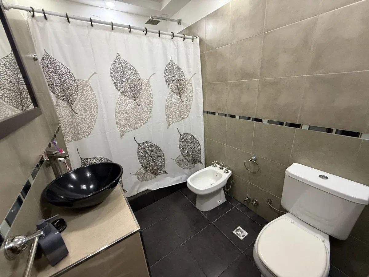 VENTA CASA 5 AMBIENTES EN ITUZAINGÓ SUR 2