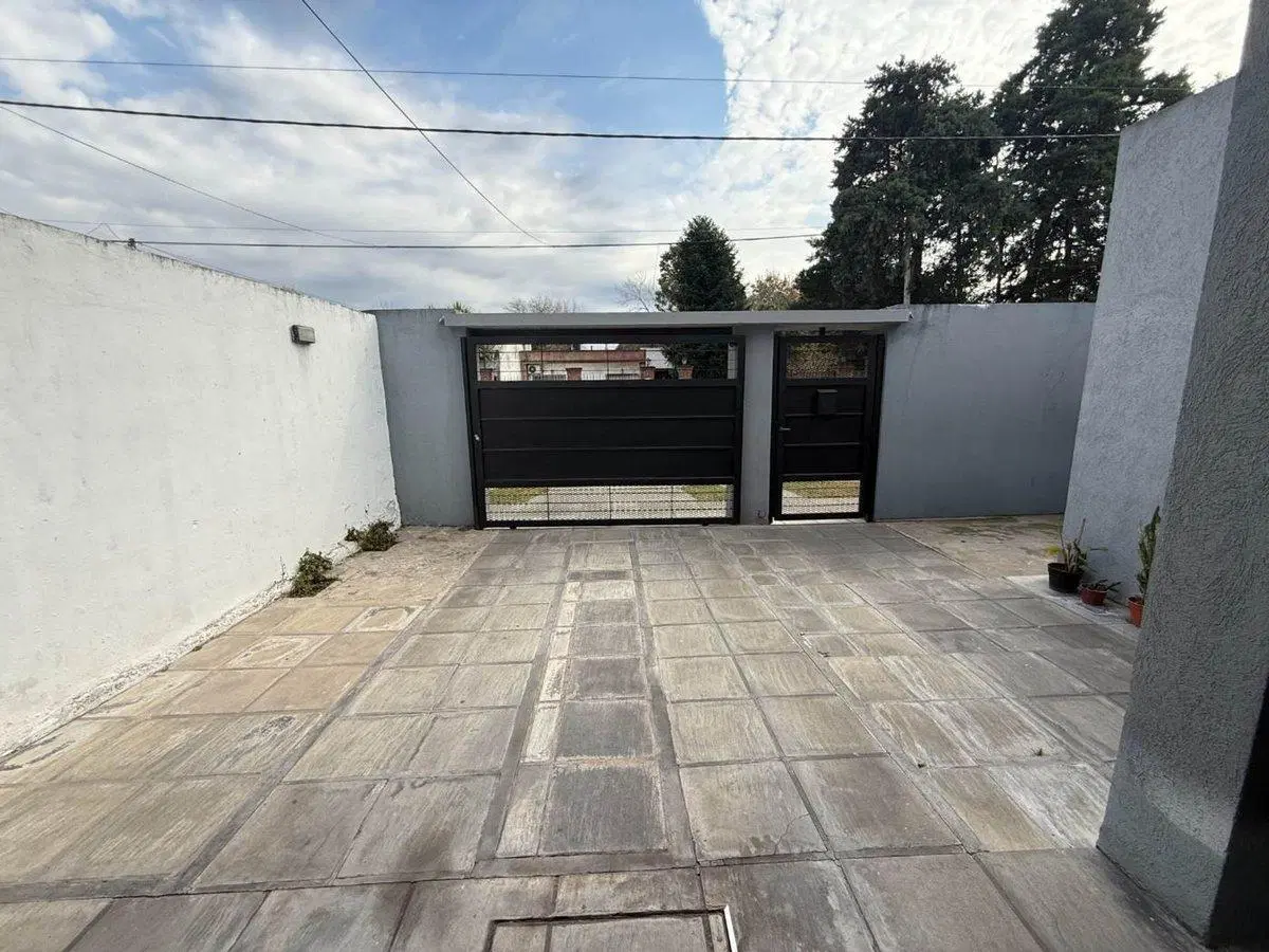VENTA CASA 5 AMBIENTES EN ITUZAINGÓ SUR 8