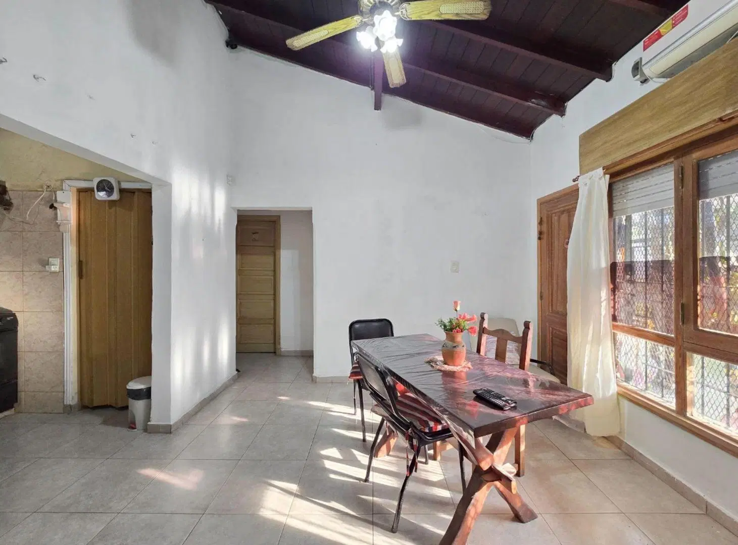 VENTA CASA 5 AMB JARDIN COCHERA PADUA MERLO 8