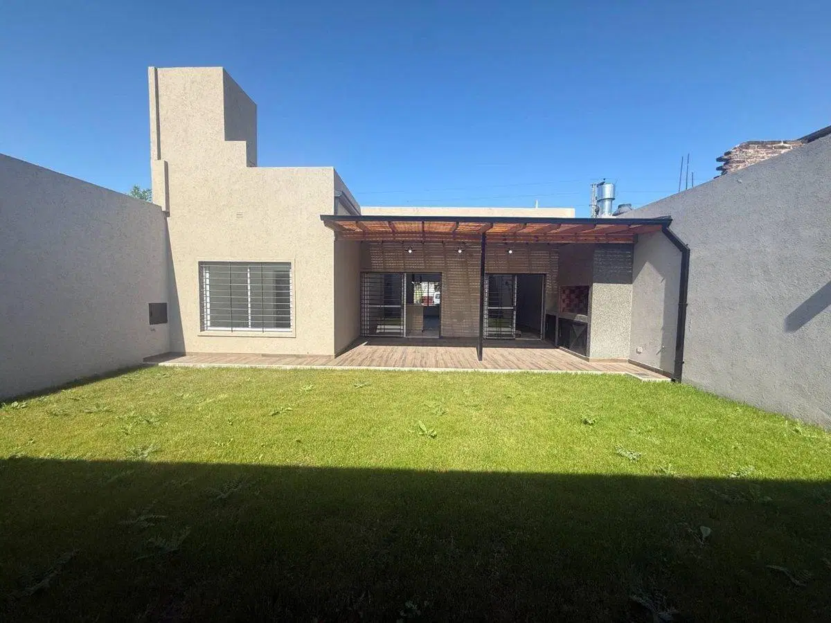 VENTA CASA 3 AMBIENTES A ESTRENAR EN ITUZAINGÓ SUR 5