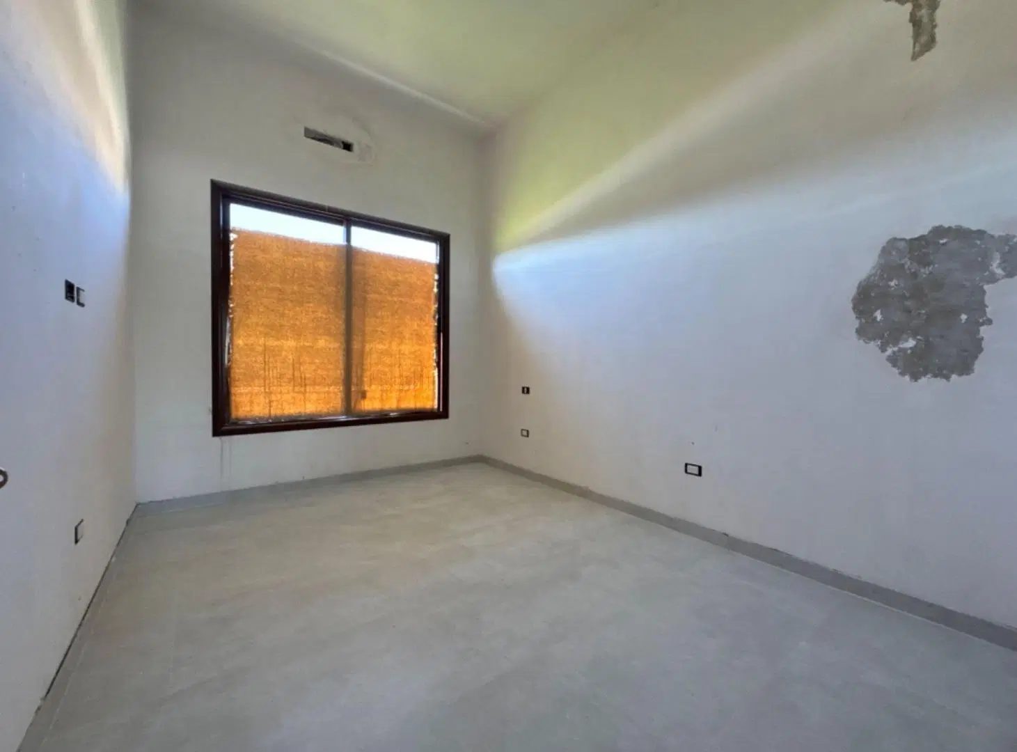 CASA VENTA A LA LAGUNA SANTA INES 6 AMBIENTES 8
