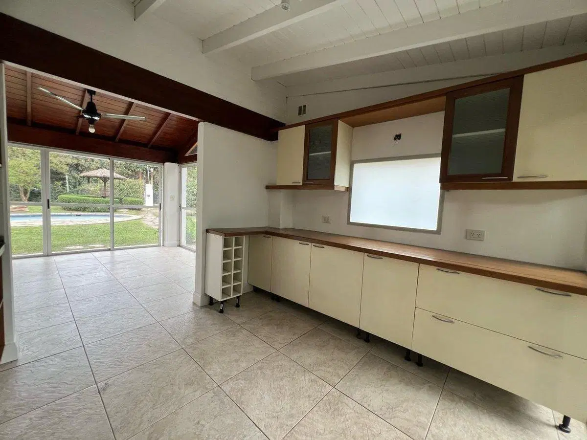 ALQUILER CASA 3 AMBIENTES - PARQUE LELOIR 2