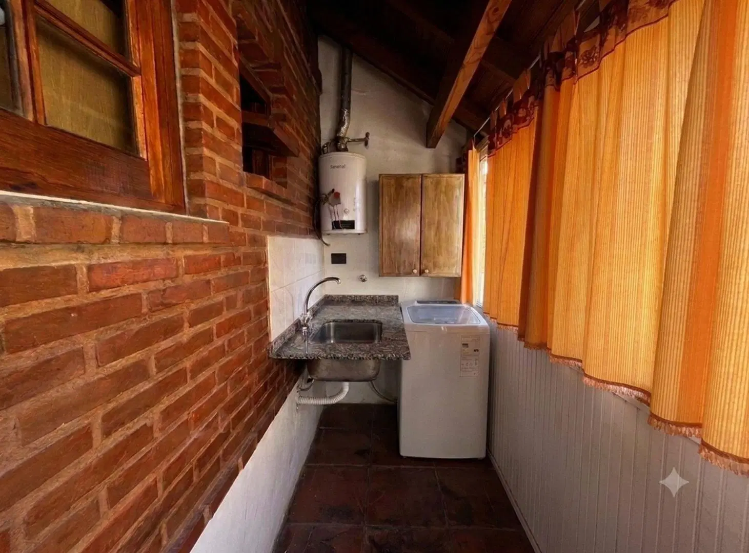 VENTA PH 3AMB CON PATIO, PARRILLA Y COCHERA MORENO 5