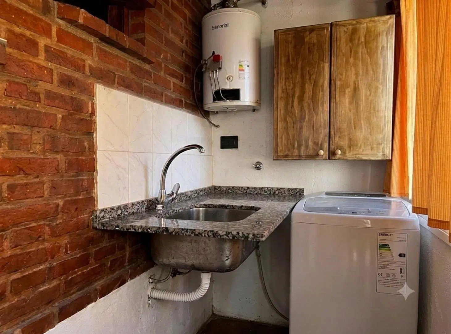 VENTA PH 3AMB CON PATIO, PARRILLA Y COCHERA MORENO 2