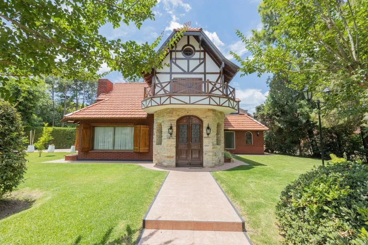 CASA VENTA 5 AMB EL PARAISO LOTE 2800 PISCINA/PARQ 2