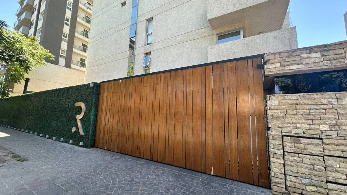 Cochera en venta en Planta Baja - Centro Ituzaingo 3