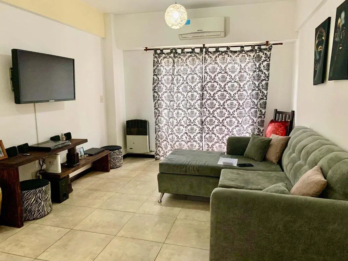 VENTA DPTO 2AMB BALCON AL FRENTE  CATEGORIA MORON 5