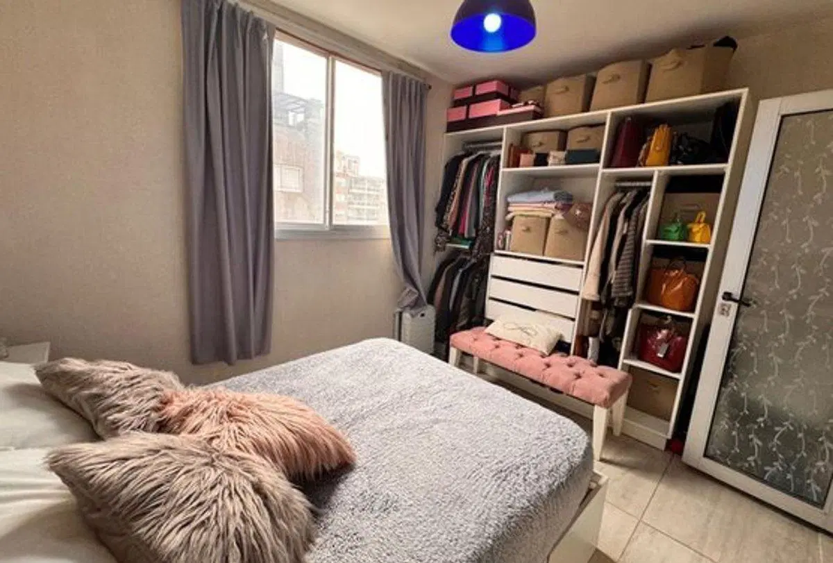 VENTA DPTO 2AM SEMIPISO  BALCON FTE  MORON 2